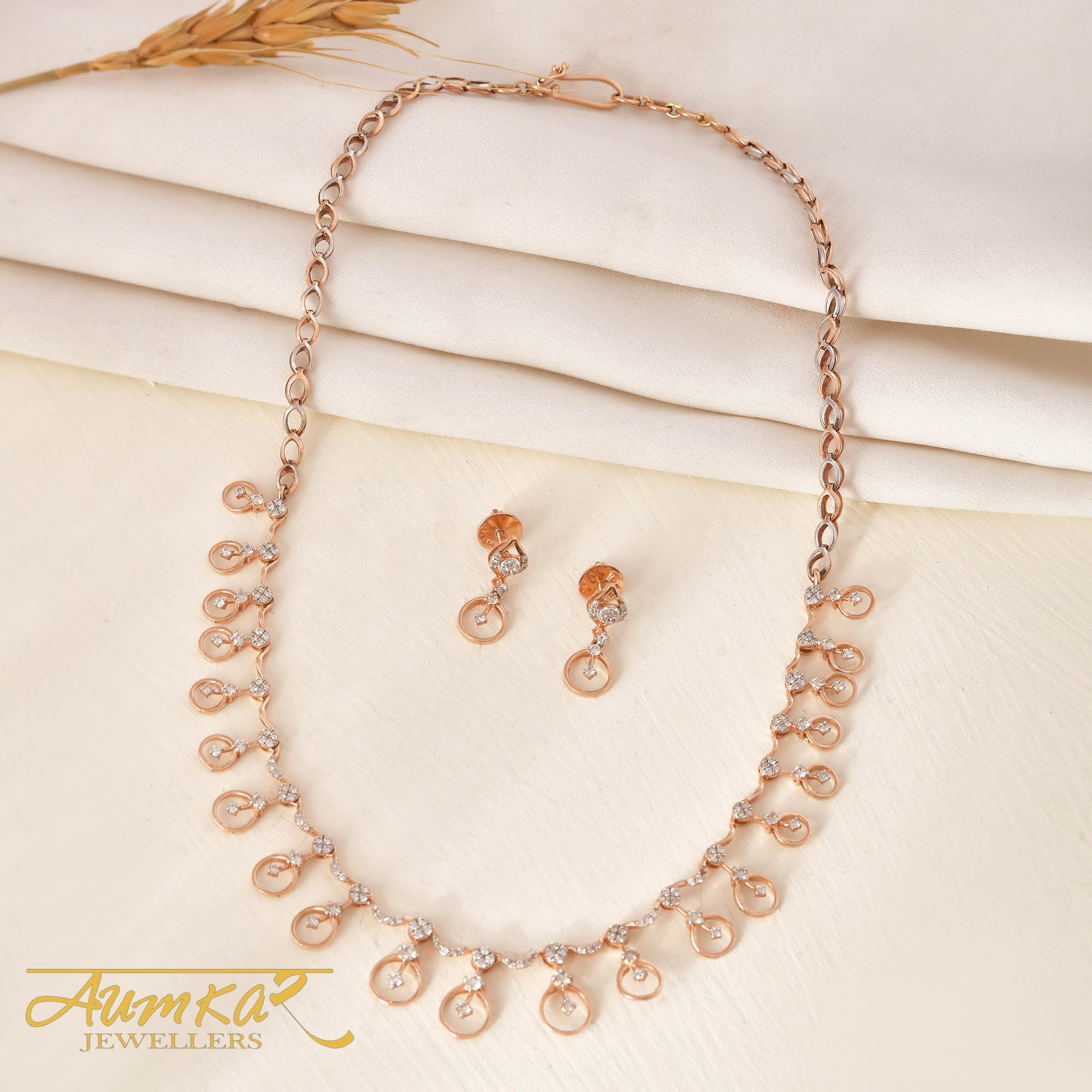 Timeless Charm: Lightweight Round Diamond Necklace For Special Moments